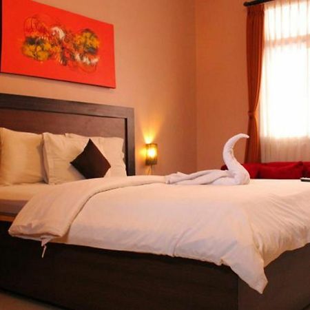 Puri Ganesh Hotell Legian Exteriör bild