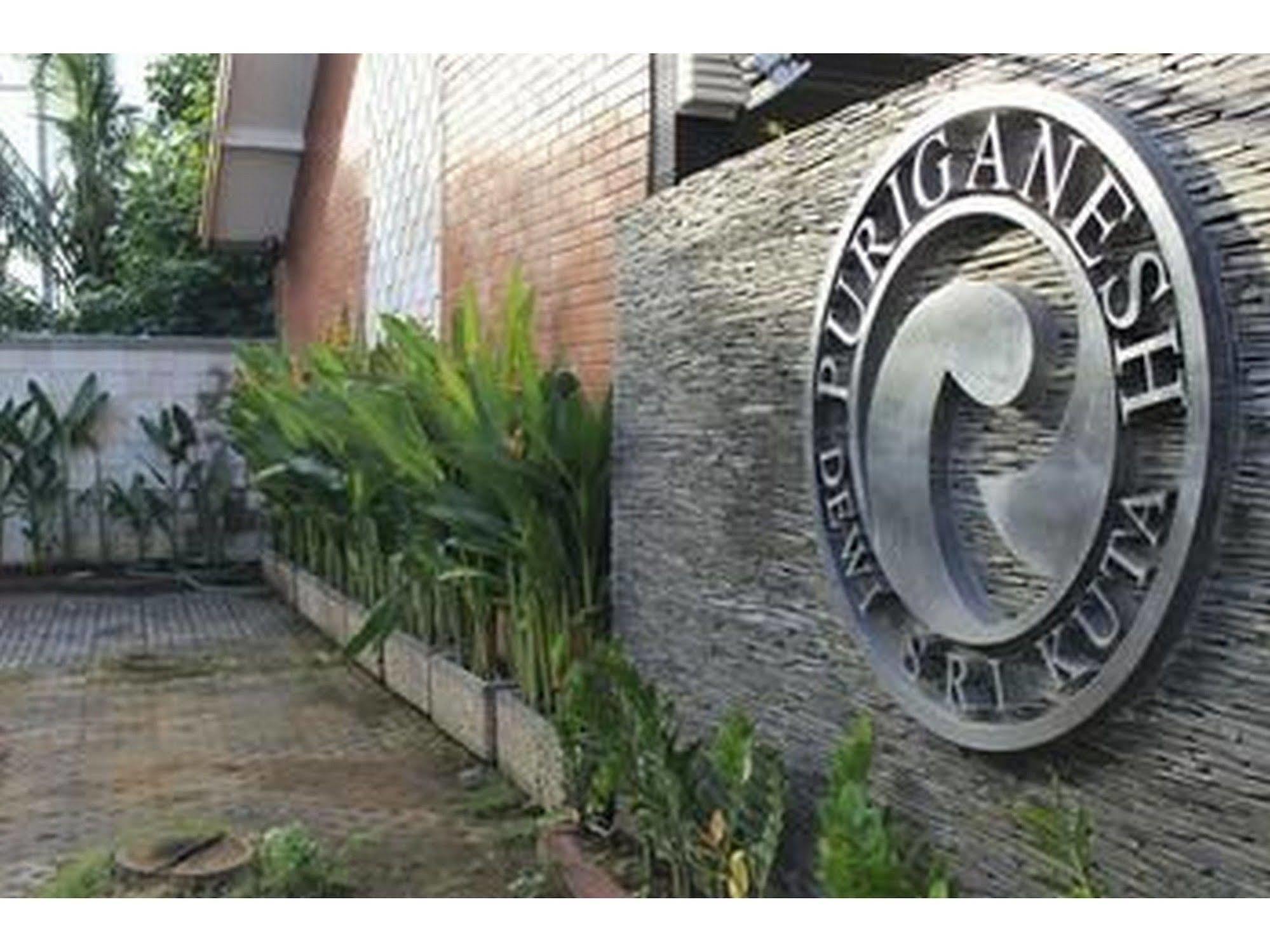 Puri Ganesh Hotell Legian Exteriör bild