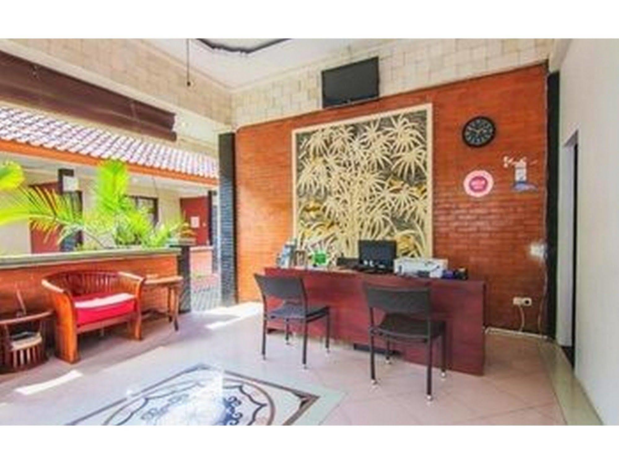 Puri Ganesh Hotell Legian Exteriör bild