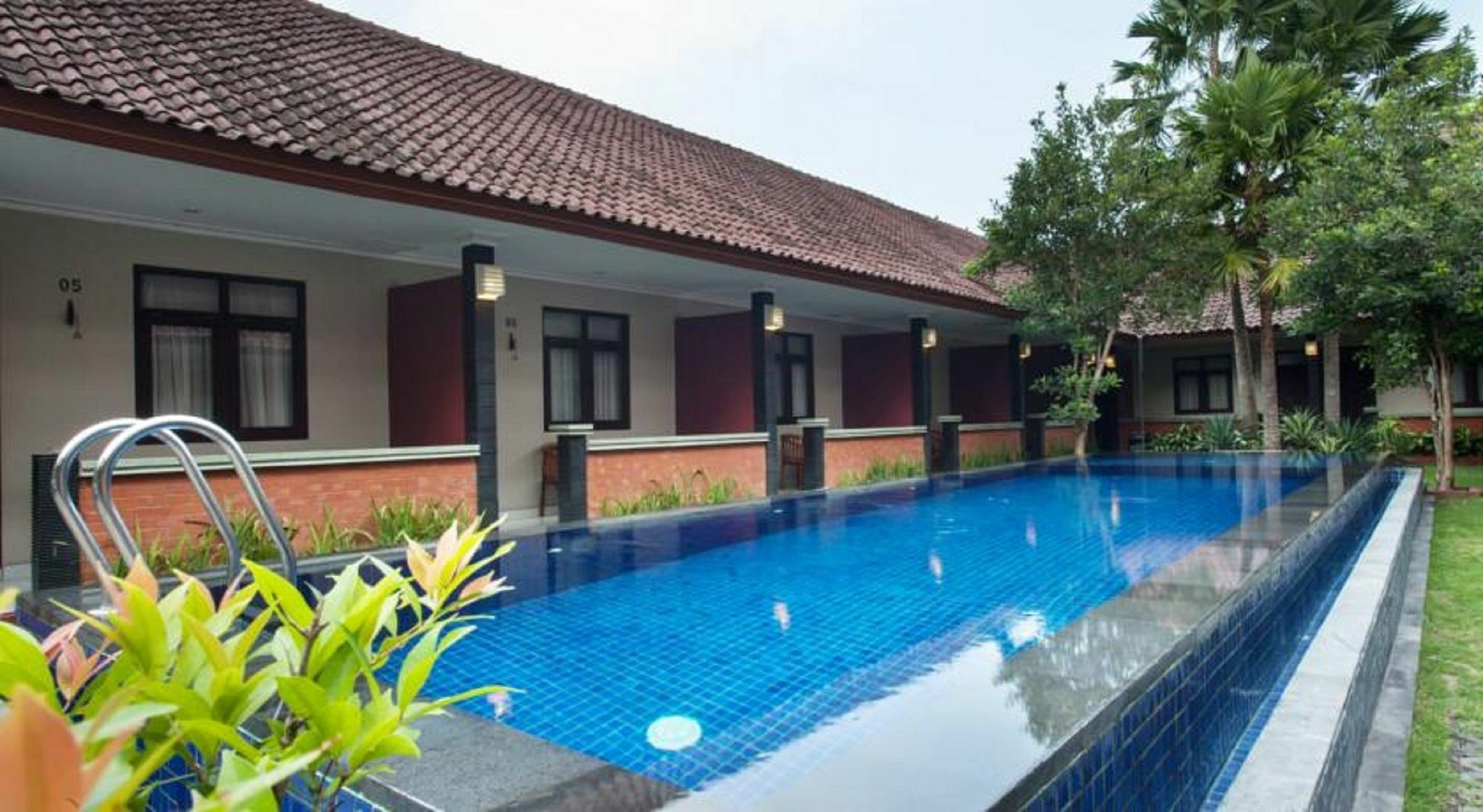 Puri Ganesh Hotell Legian Exteriör bild